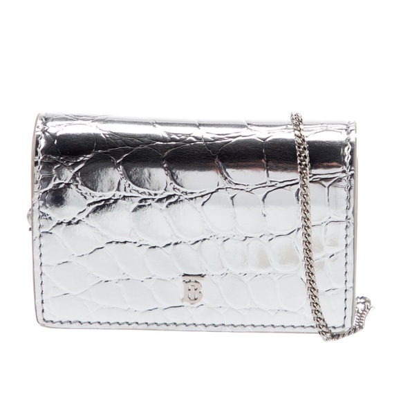 Burberry Wristlet
•   Silver
•   Animal Print
•   Silver-Tone - Picture 4 of 8